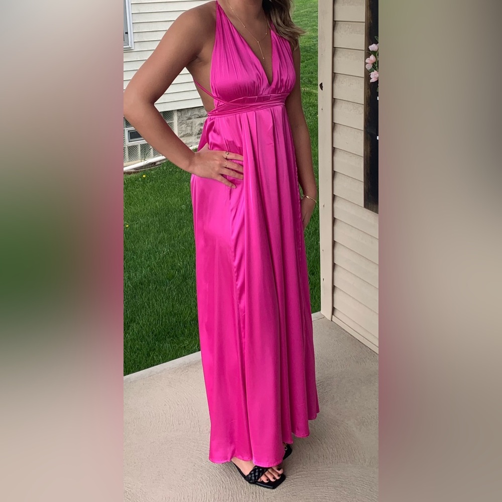 Fuchsia pink long dress, scrappy back (prom, homecoming, winter, formal) Size S